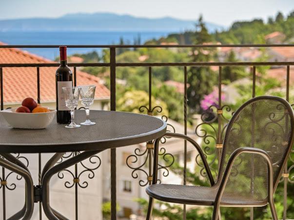 Apartments Villa Slavica Ičići Extérieur photo